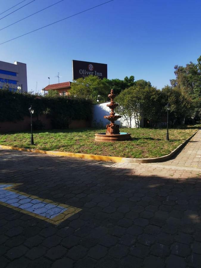 Hotel Oliver Inn - Tlalnepantla Мехико Экстерьер фото